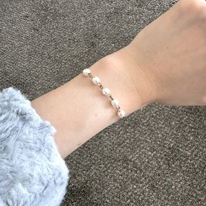 Pearl bracelet, adjustable length